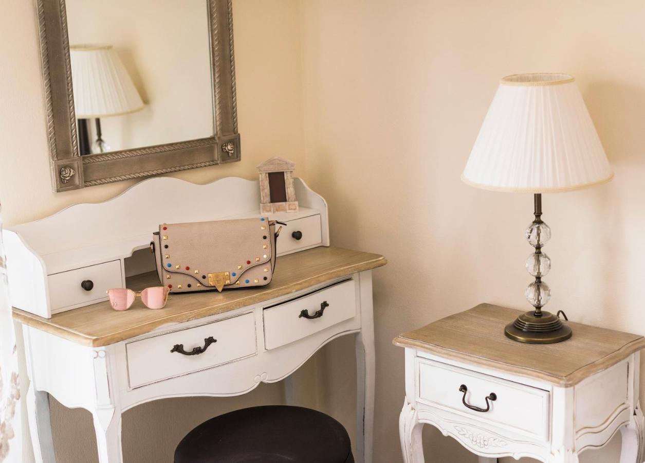 Lindos Luxury Retro Villas エクステリア 写真