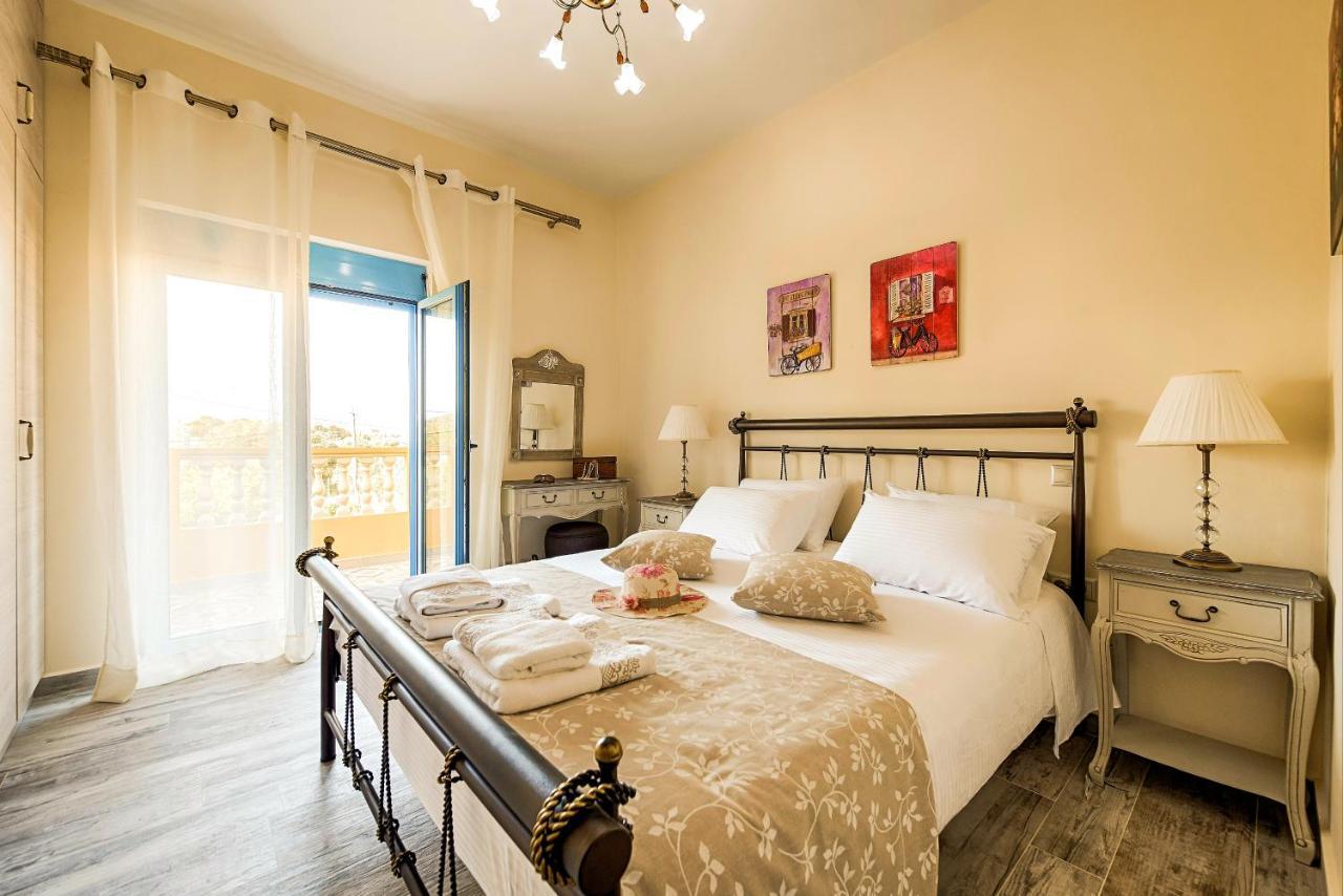 Lindos Luxury Retro Villas エクステリア 写真