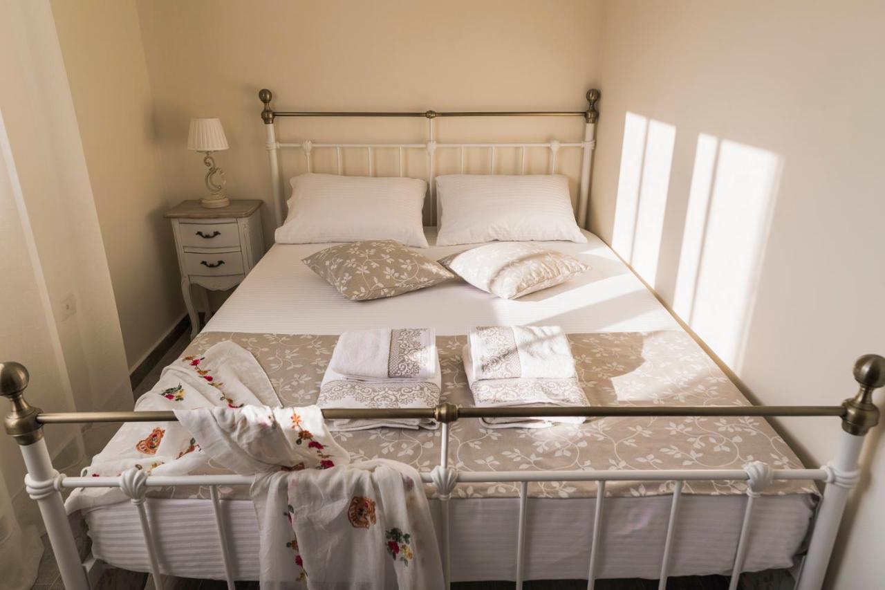 Lindos Luxury Retro Villas エクステリア 写真