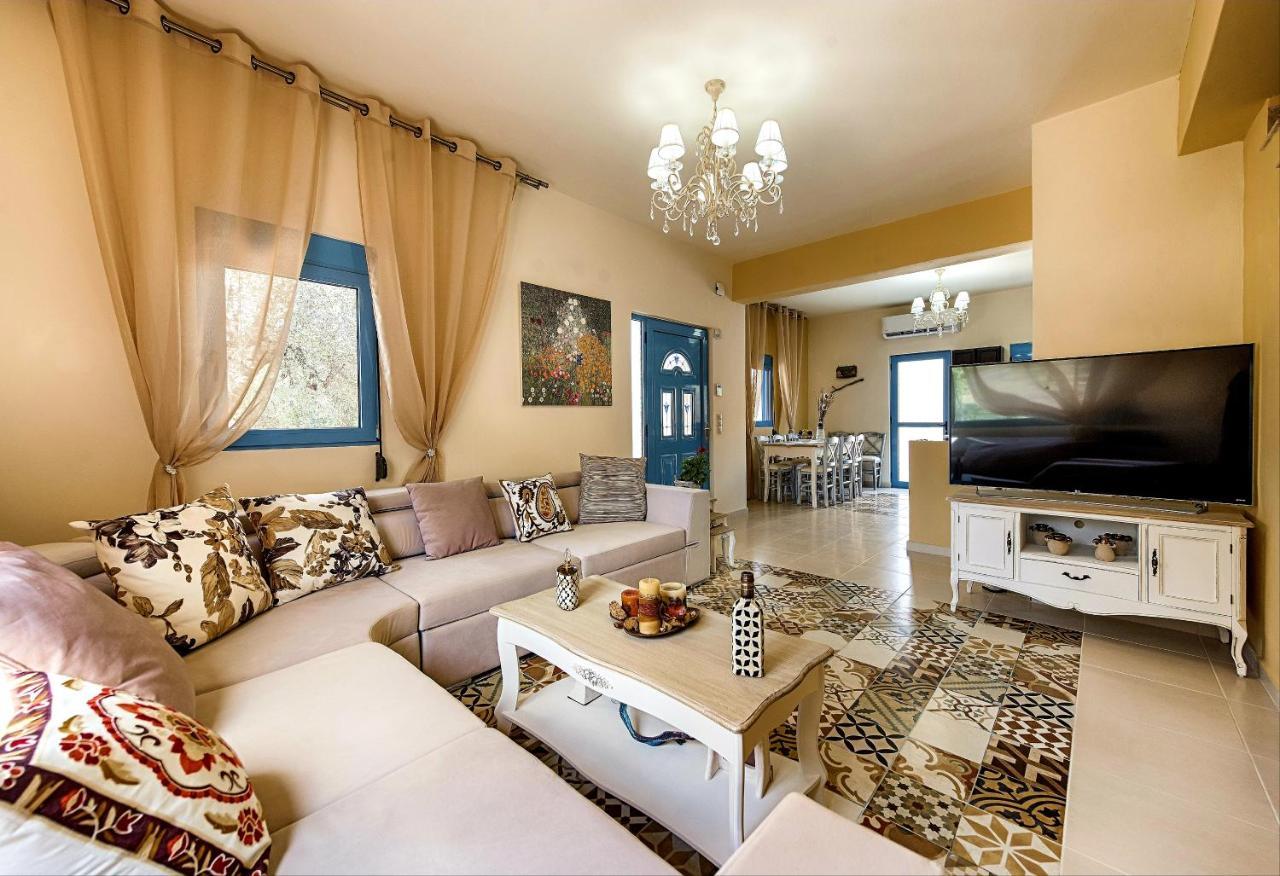 Lindos Luxury Retro Villas エクステリア 写真