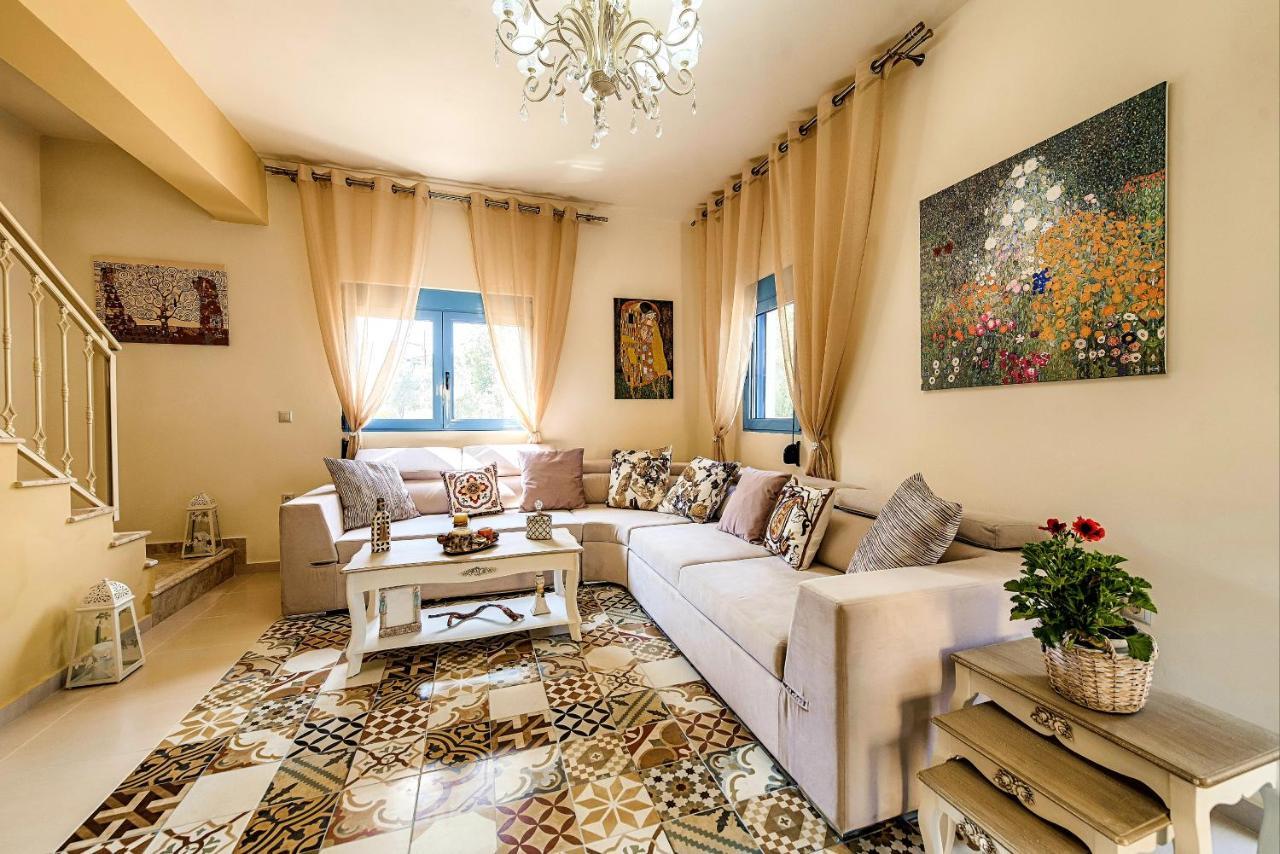 Lindos Luxury Retro Villas エクステリア 写真